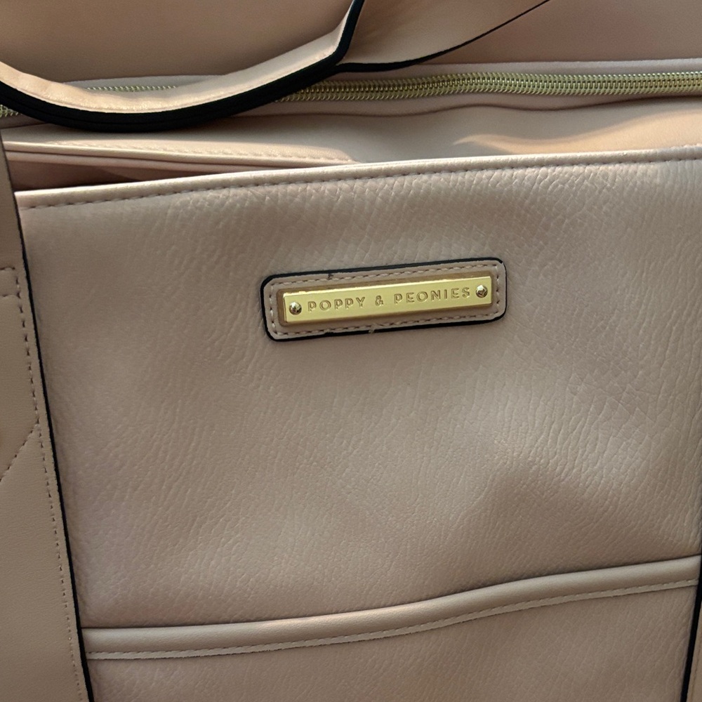 Poppy & Peonies Blush Voyager Bag - Picture 2 of 11